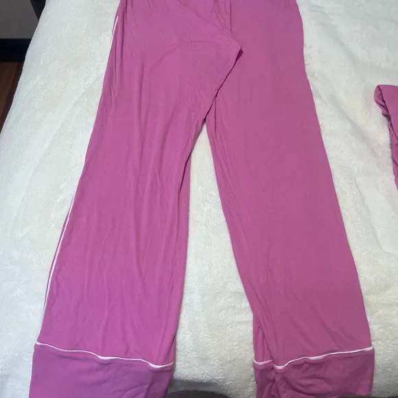 Womens Posh Peanut Premium Knit Luxe Pajama Set - Pink - Medium - Like New - Picture 5 of 5